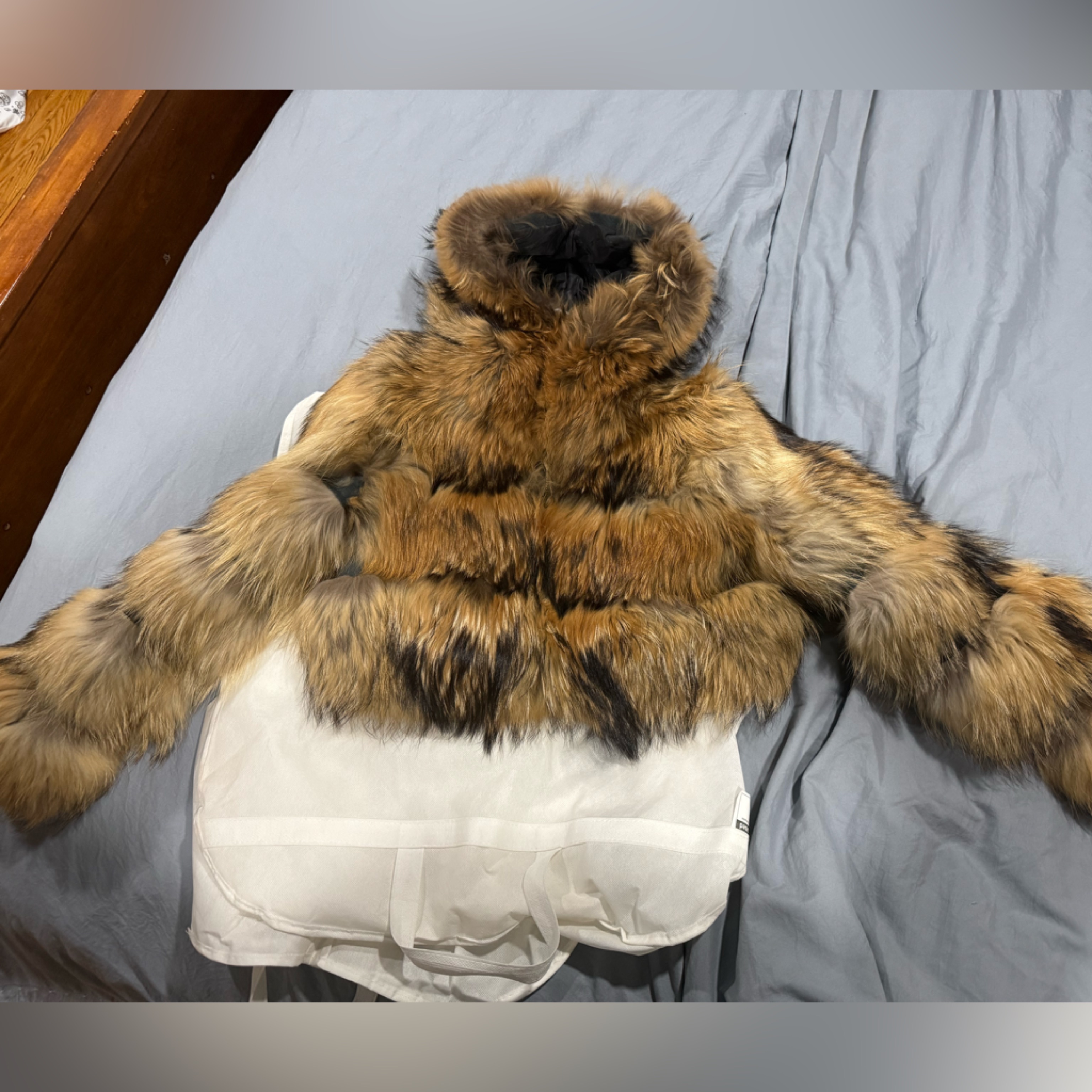 Luxurious Fur Bomber Jacket - Multicolor